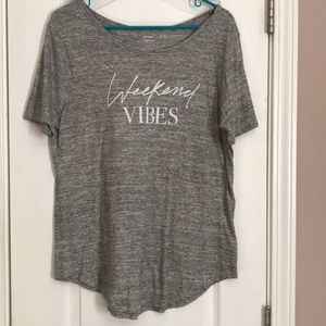 Grey T- shirt that says weekend vibes